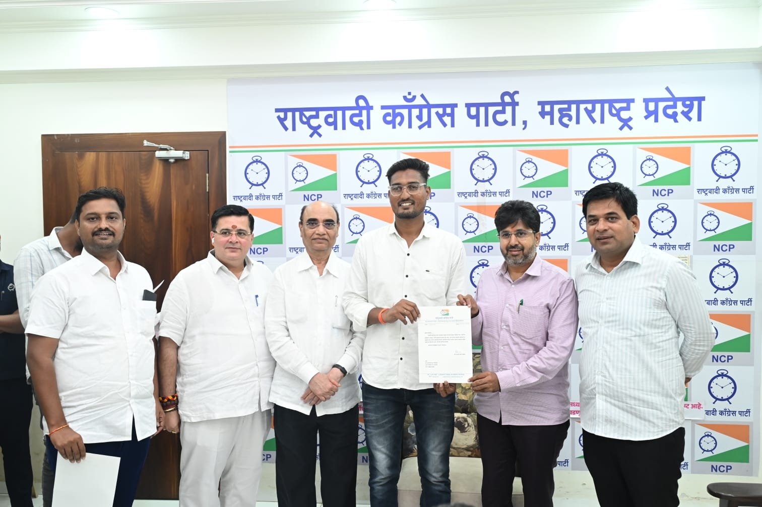 राष्ट्रवादी काँग्रेस पार्टी सोशल मीडिया जळगाव लोकसभा “जिल्हाध्यक्ष” पदी सनी गायकवाड यांची निवड..!