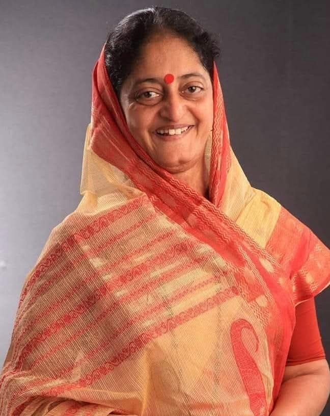 जळगाव लोकसभा मतदारसंघाच्या खासदार स्मिताताई वाघ यांना संसद रत्न पुरस्कार; अमळनेर येथे भाजपद्वारे आनंद उत्सव