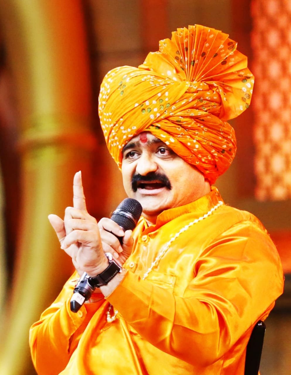 शिवशाहीर डॉ. विजय तनपुरे यांना शांतीदूत सेवा रत्न पुरस्काराने गौरव