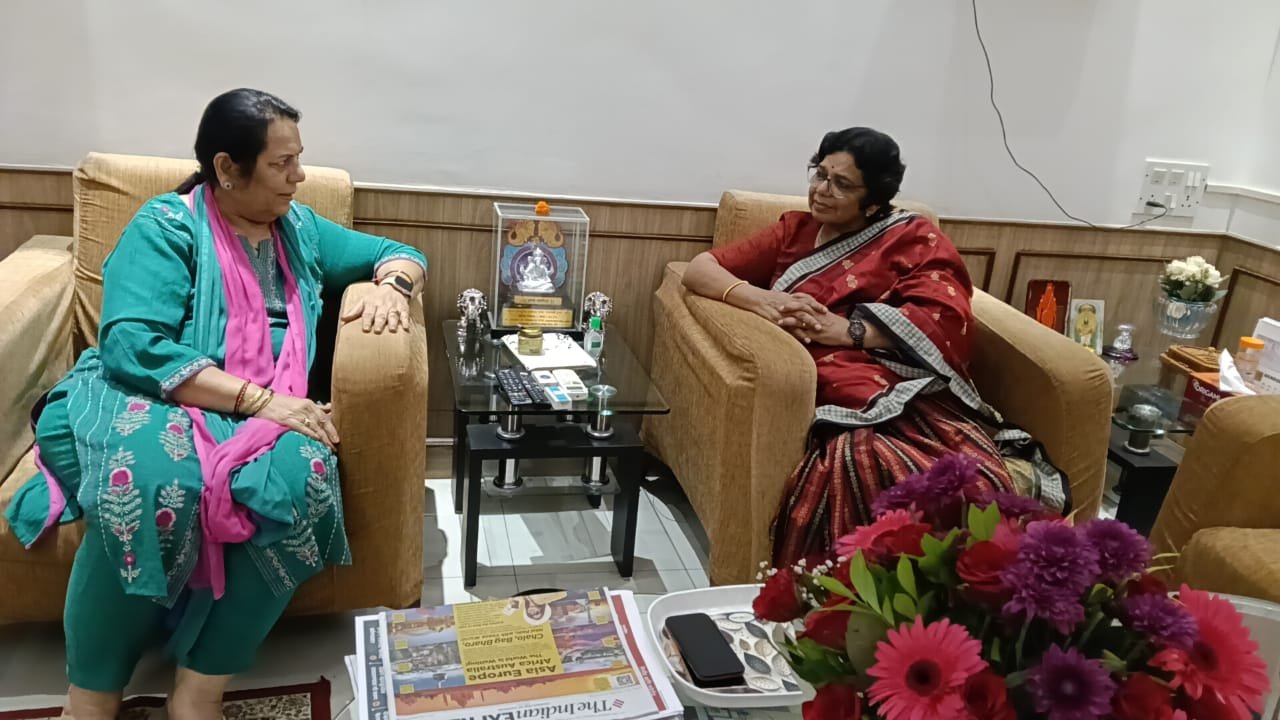 महिला चळवळीच्या व्यापक मुद्द्यांवर अभ्यासपूर्ण चर्चा”*  *उपसभापती डॉ. नीलम गोऱ्हे यांची राष्ट्रीय महिला आयोगाच्या अध्यक्षा विजया रहाटकर यांच्याशी सदिच्छा भेट*