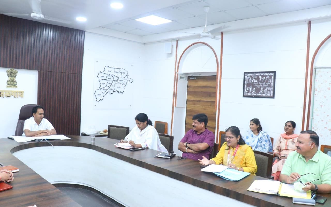 दहावी-बारावीच्या १,२०७ विद्यार्थ्यांची परीक्षा २४ जूनपासून; नियोजनाचा जिल्हाधिकारी आयुष प्रसाद यांनी घेतला आढावा*