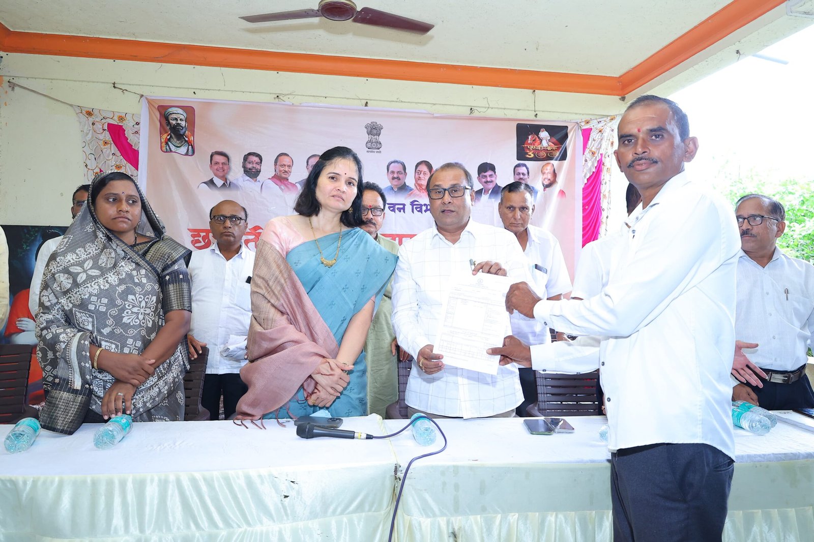 चिमणपूरी पिंपळे येथे महसूल समाधान शिबीरास उत्स्फूर्त प्रतिसाद – शासन थेट जनतेच्या दारी