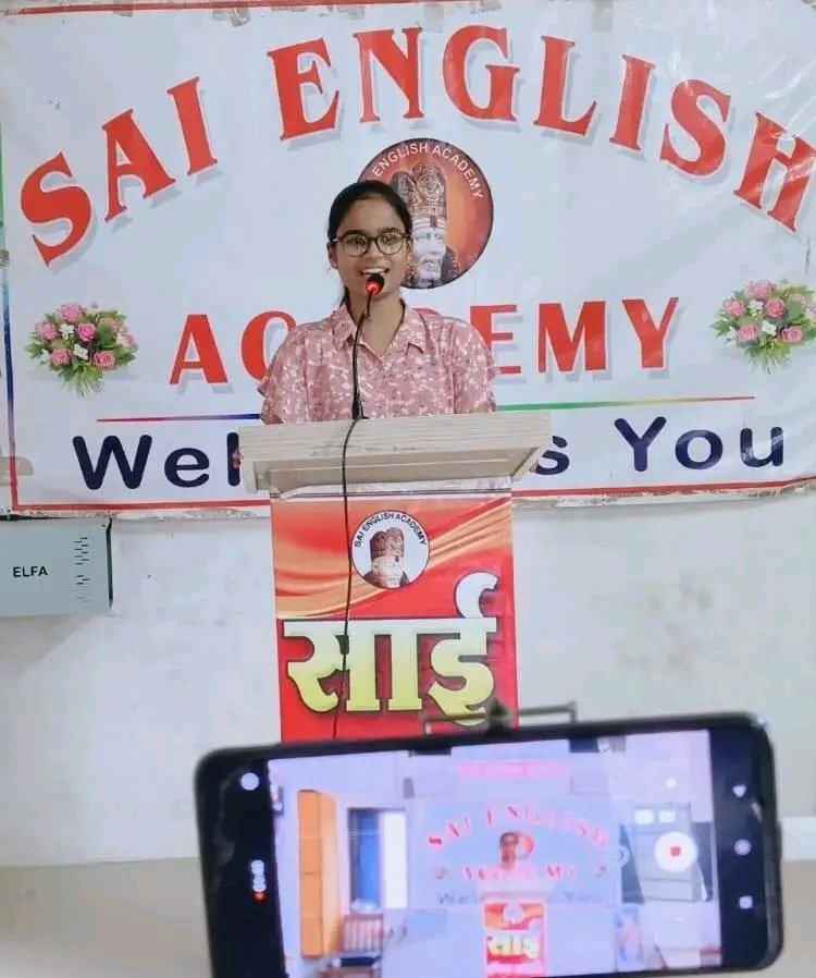 “शब्दांच्या सहवासात सळसळता आत्मविश्वास – साई इंग्लिश अकॅडमीच्या वक्तृत्व महोत्सवाने गाठली नवी शिखरं!”