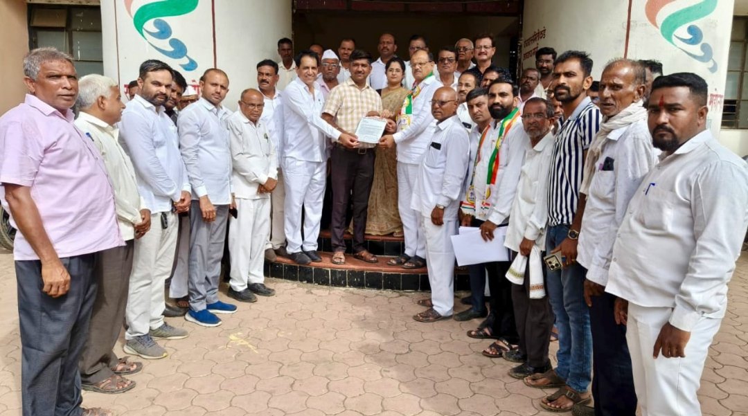 शेतकऱ्यांचा सातबारा कोरा करा – राकाँशप पक्षाने दिले निवेदन…