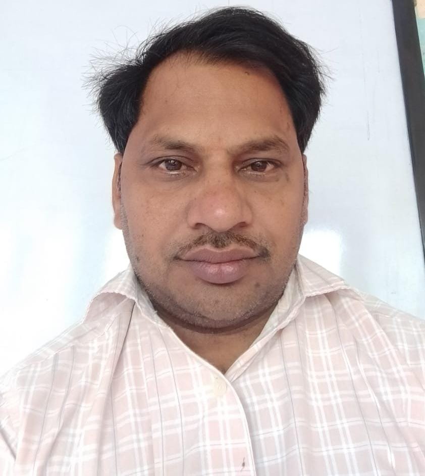 “प्रकाश… अजूनही उजळतो!”  – एका असामान्य शिक्षकाच्या असामान्य जीवनाचा उजळवणारा प्रवास