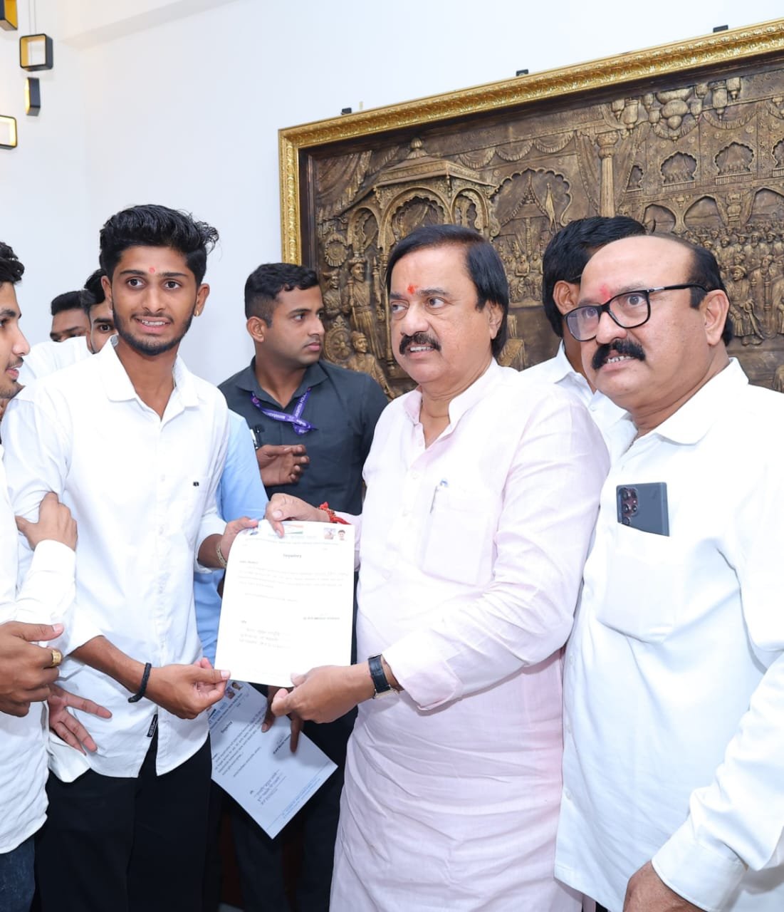 राष्ट्रवादी काँग्रेस पक्षाच्या सोशल मीडिया विभागाच्या जळगाव लोकसभा “जिल्हा कार्याध्यक्ष” पदी ज्ञानदीप सांगोरे तर “जिल्हा उपाध्यक्ष” पदी करण साळुंखे यांची निवड*