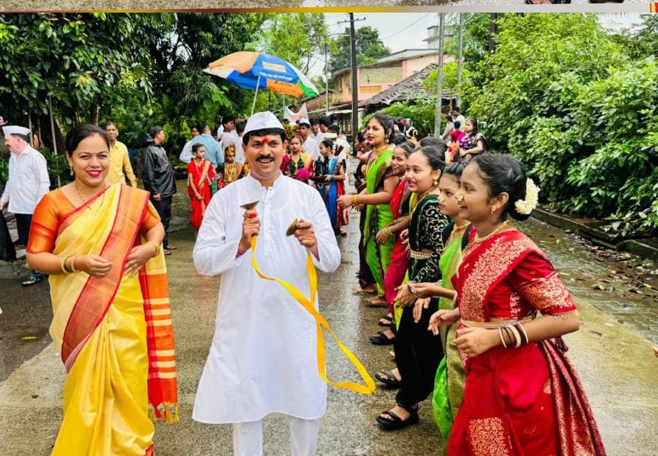 शिवभक्त विद्यालयात आषाढी एकादशी निमित्त आ.ज्ञानेश्वर म्हात्रे यांच्या उपस्थितीत दिंडी सोहळा संपन्न.*