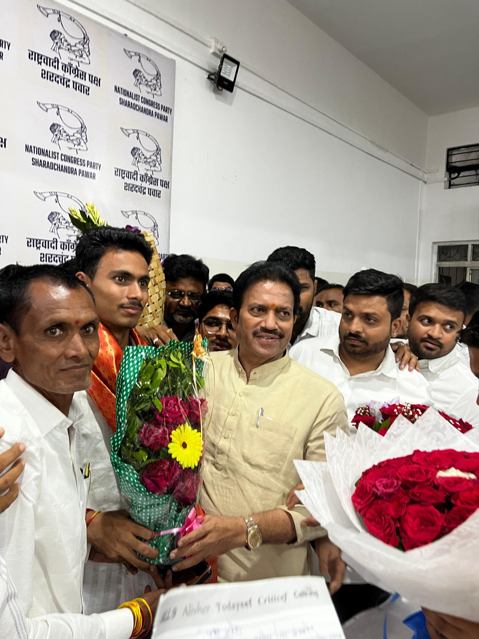 युवा नेतृत्वाची नवी दिशा: दिपक पाटील राष्ट्रवादी शरद पवार गटात दाखल!”