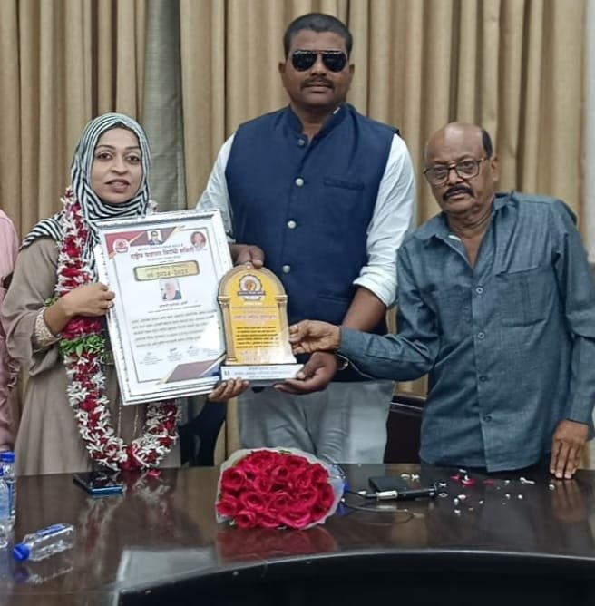 सुमय्या अली राष्ट्रीय अध्यक्ष यांना समाज रत्न पुरस्कार*