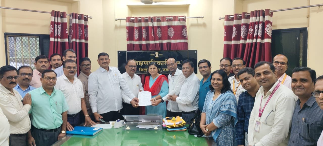 ऑनलाईन प्रवेश प्रक्रियेत गोंधळ! — कला शाखेतील विद्यार्थ्यांची संख्या नगण्य, शिक्षक अतिरिक्त होण्याची भीती”