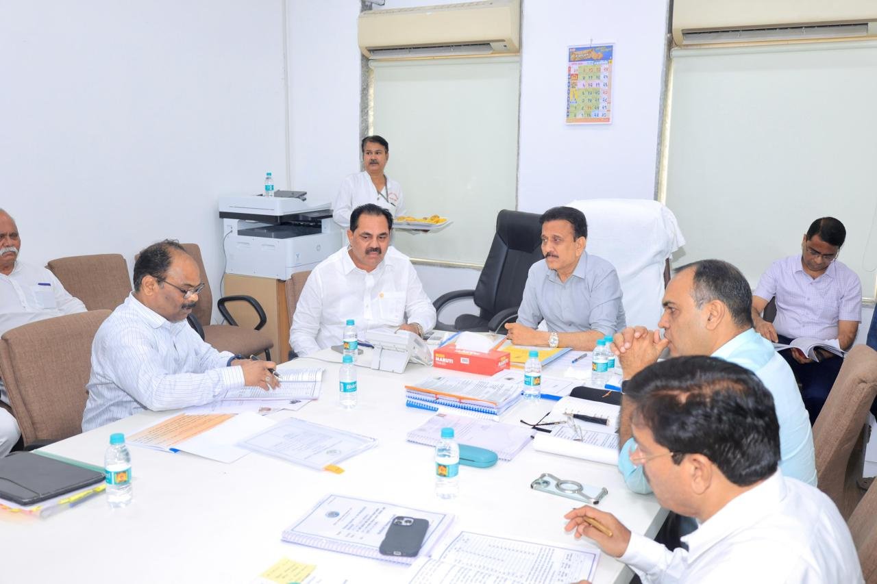 निम्न तापी प्रकल्पा मधील बाधित दुसऱ्या टप्प्यातील गावांच्या पुनर्वसनाचा मार्गही मोकळा-आ.अनिल पाटील  मंत्रालयात तापी पाटबंधारे विकास महामंडळाच्या नियामक मंडळाच्या बैठकीत मिळाली मान्यता,इतर अनेक महत्वपूर्ण निर्णय