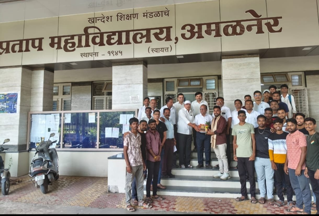 “संघर्षातून स्वप्नपूर्ती – प्रतापचा सौरभ धनगर मुंबई पोलीस दलात निवड”