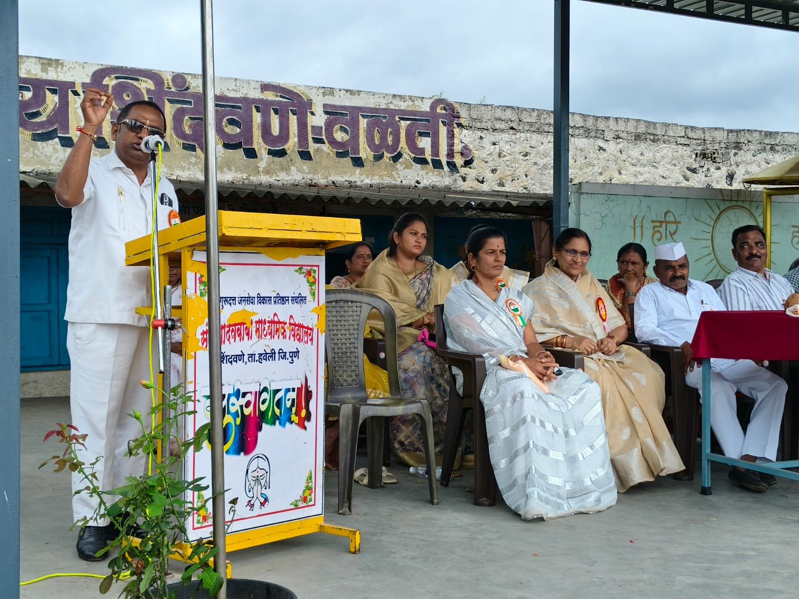 स्वातंत्र्यासाठी लढलेल्या शूरवीरांच्या बलिदानाचे स्मरण व्हावे ज्येष्ठ समाजसेवक डॉ. रवींद्र भोळे