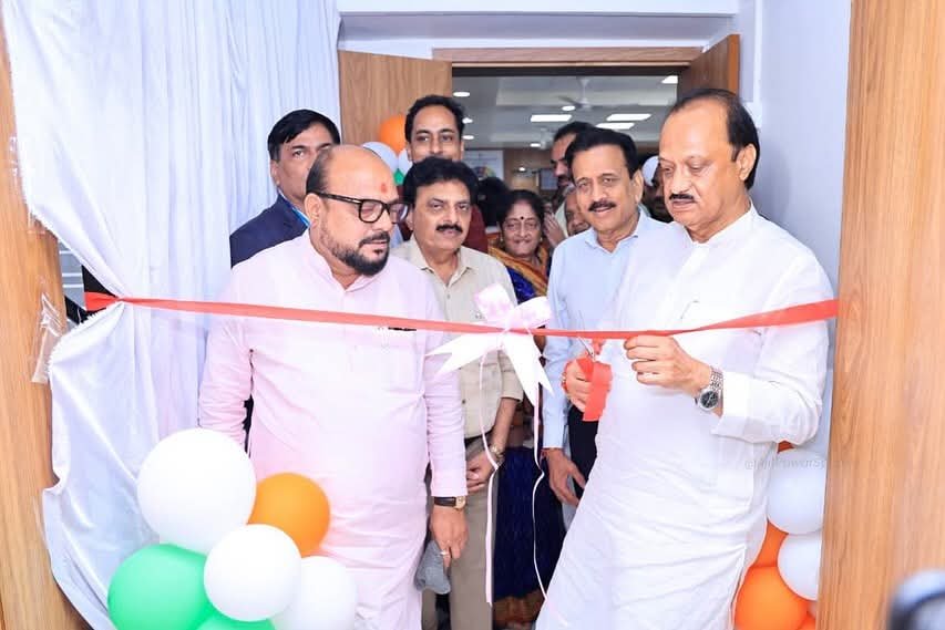 जिल्हा नियोजन मधून झालेल्या कामाचे विशेष कौतुक ; येत्या बजेट मध्ये जिल्ह्याला निधी देणार वाढवून* – *उपमुख्यमंत्री अजित पवार*  ▪️ *पालकमंत्री गुलाबराव पाटील आणि जिल्हा प्रशासनाच्या प्रयत्नाचा केला गौरव*