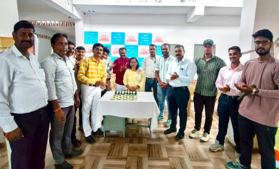 धरणगाव तालुकास्तरीय बुद्धिबळ स्पर्धा उत्साहात संपन्न !…  बुद्धी चातुर्याचा खेळ म्हणजे बुद्धिबळ – सचिन सूर्यवंशी [ जिल्हा क्रीडा समन्वयक ]