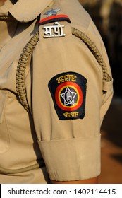 महाराष्ट्र पोलीस दलात १५ हजार पदभरती.  लेखी परीक्षेसाठी ओएमआर प्रणालीचा वापर.