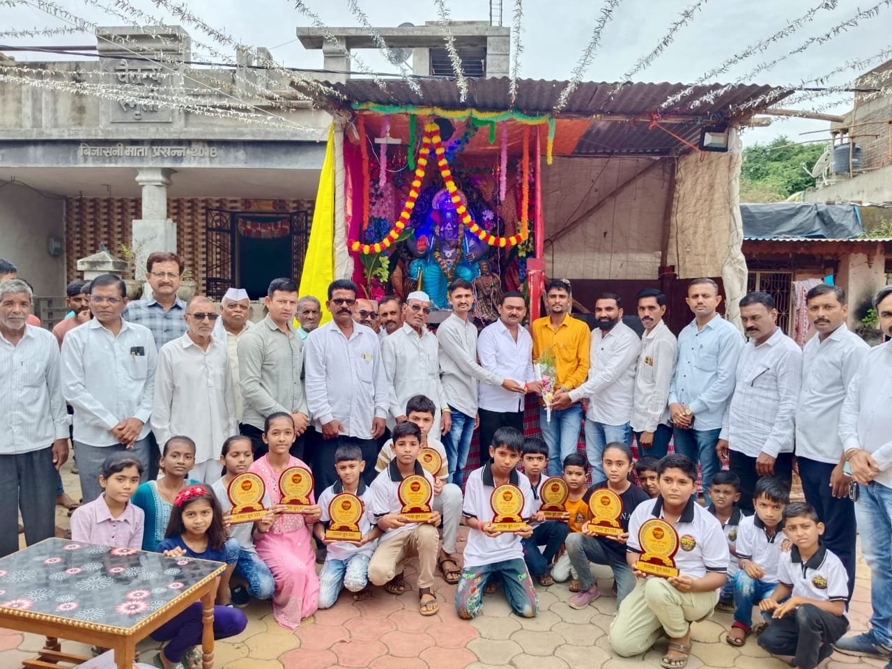 पष्टाने बु. येथे रायबा ग्रुप 555 चा बक्षीस वितरण सोहळा दिमाखात संपन्न!