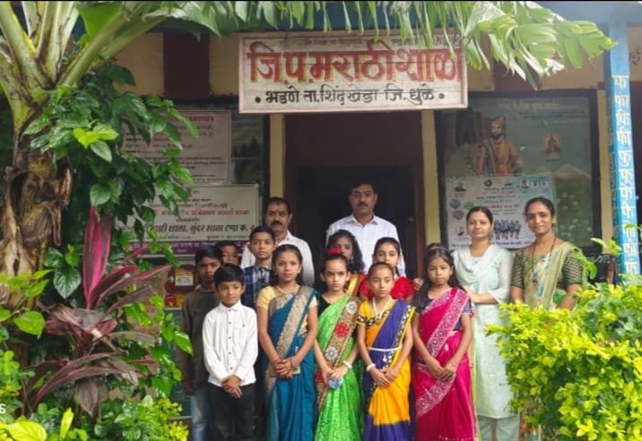 प्रिय शिक्षकांच्या बदलीने भावनिक क्षण; विद्यार्थ्यांच्या डोळ्यात अश्रूंचा पूर