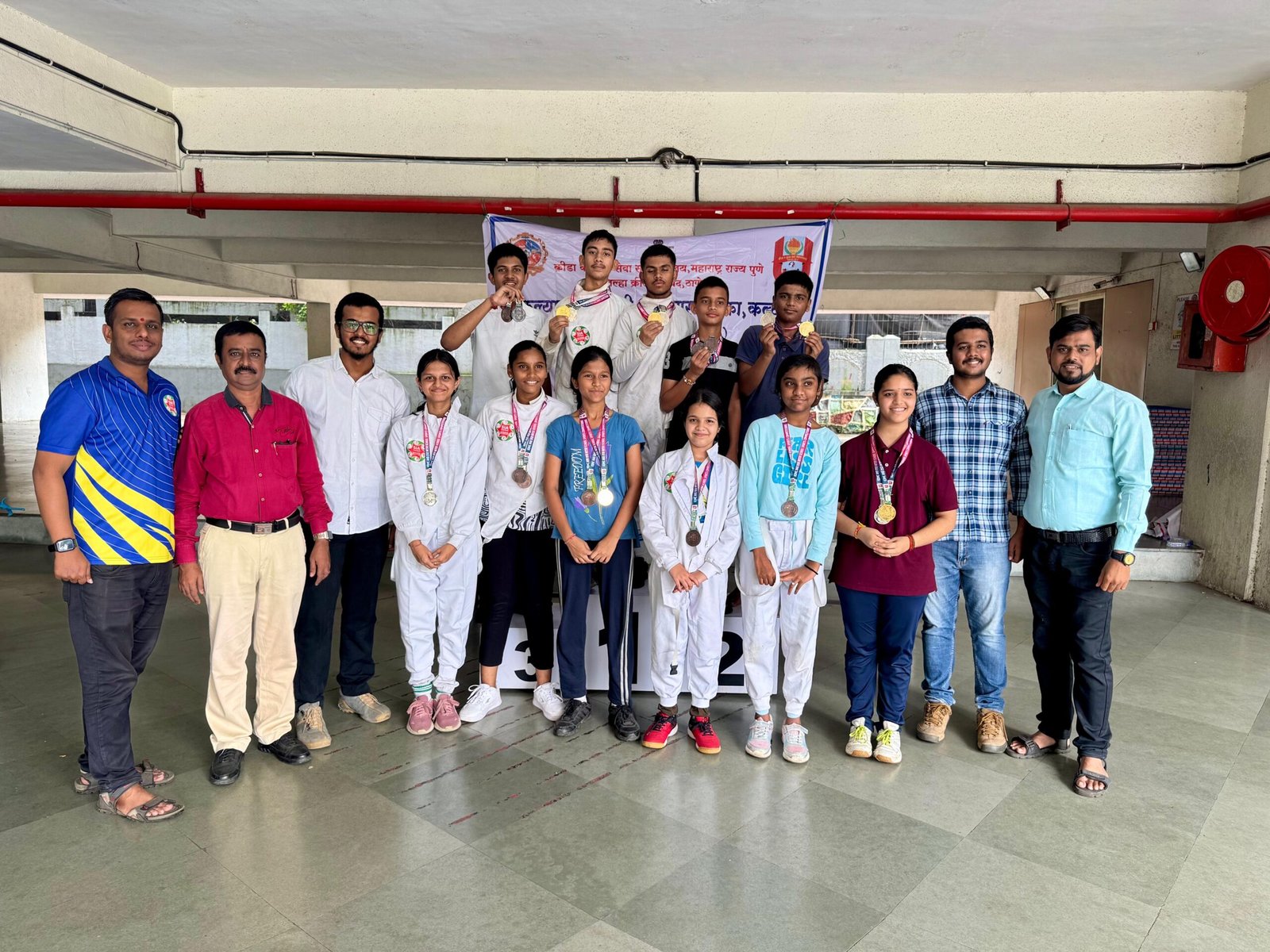 कल्याणमध्ये जिल्हास्तरीय शालेय तलवारबाजी स्पर्धेचा थरार!