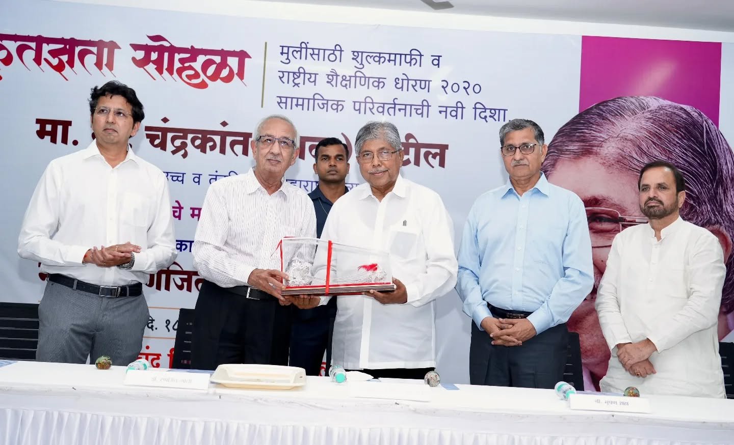 नवीन शैक्षणिक धोरणानुसार मुलींना शिक्षण शुल्क माफी – उच्च व तंत्र शिक्षण मंत्री चंद्रकांत पाटील*