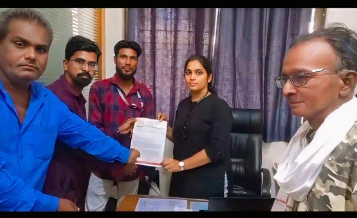 त्र्यंबकेश्वर येथील पत्रकार हल्ल्याचा जनकल्याण मराठी पत्रकार संघ अकोला पत्रकारांतर्फे निषेध…!,  पोलीस अधीक्षक अर्चित चांडक अकोला यांना दिले निवेदन*