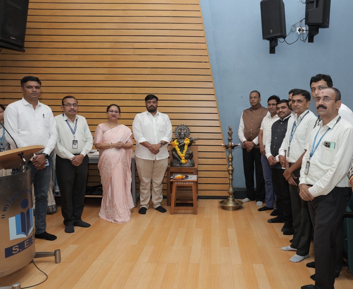 उत्तर महाराष्ट्र विद्यापीठ, जळगाव आणि आर.सी.पटेल आय.एम.आर.डी, शिरपूर यांच्या संयुक्त विद्यमाने “रोजगार आणि उद्योजकता” या विषयावर एक दिवसीय कार्यशाळा