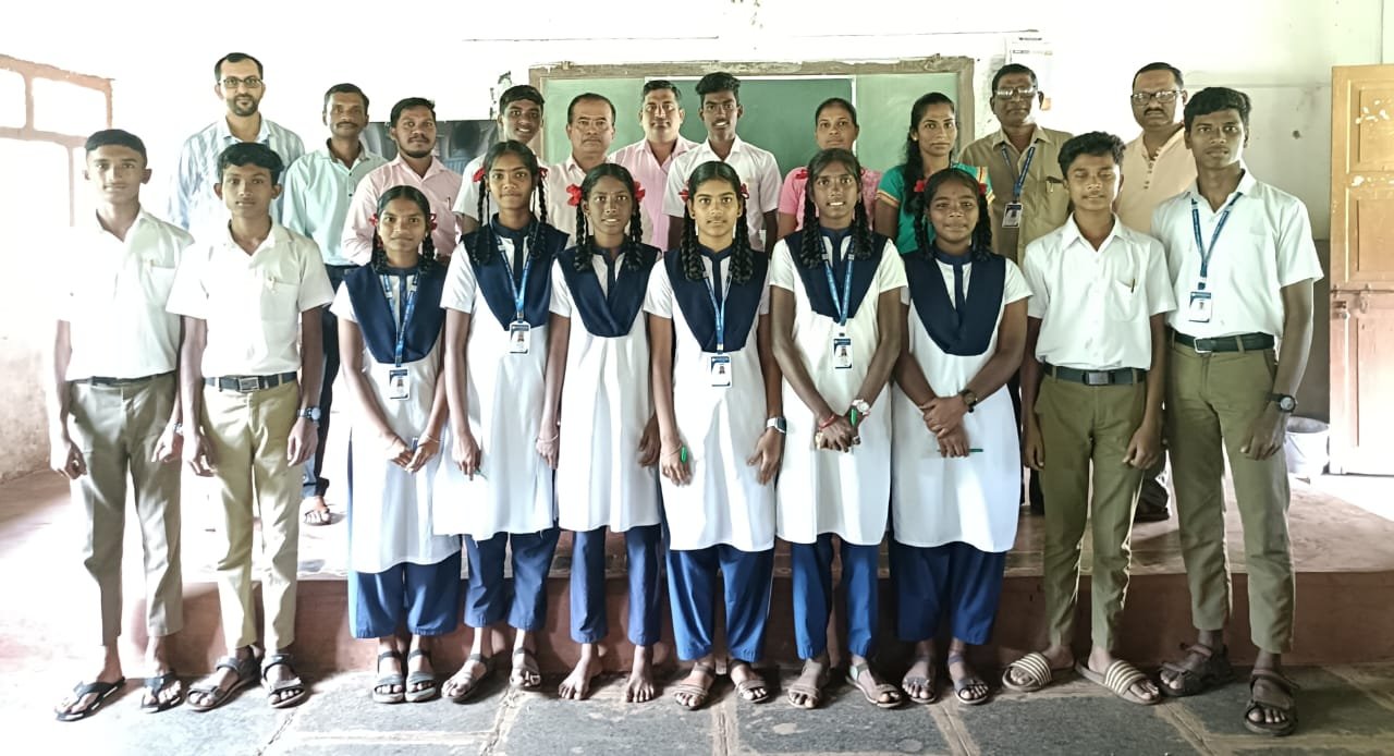 दि मॉडेल इंग्लिश स्कूल सैतवडेच्या १४ खेळाडूंची राज्यस्तरावर निवड