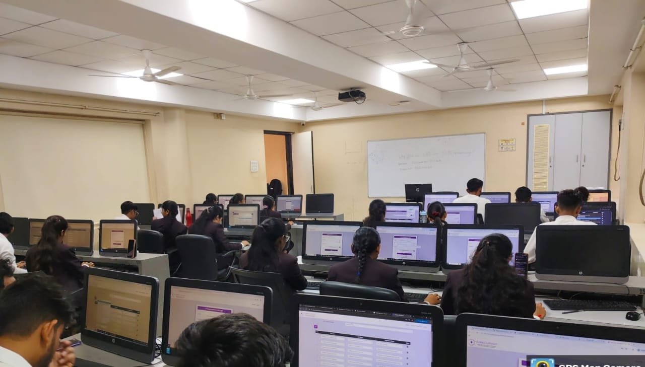 आर.सी.पटेल आय.एम.आर.डी. परिसंस्था, शिरपूर येथे ‘स्पोकन ट्युटोरियल’ परीक्षा यशस्वीरित्या संपन्न