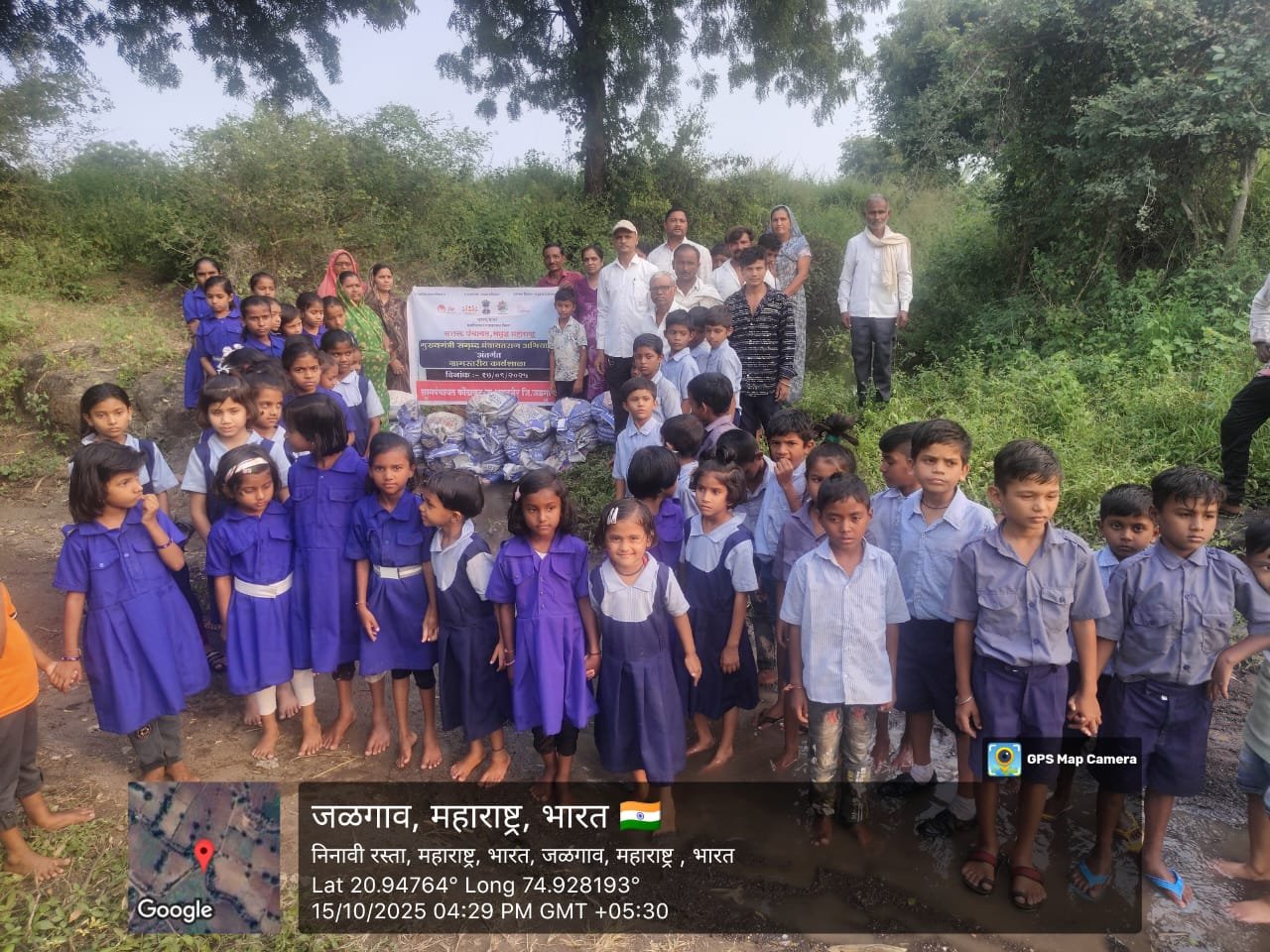 गाव एकत्र, श्रमदानातून विकासाची नवी दिशा!  मुख्यमंत्री समृद्ध पंचायतराज अभियानांतर्गत कोंढावळ ग्रामस्थांचा सामूहिक सहभाग; वनराई बंधाऱ्याच्या बांधकामातून एकजुटीचा सुंदर संदेश