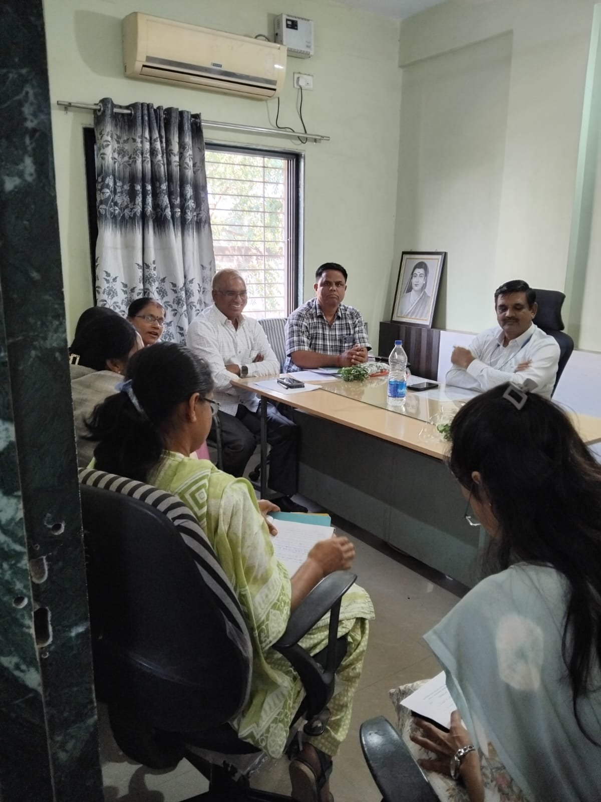 अंगणवाडी कर्मचाऱ्यांच्या प्रश्नांवर विभागीय उपायुक्त यांनी युनियनच्या पदाधिकाऱ्यांसोबत केली चर्चा.*