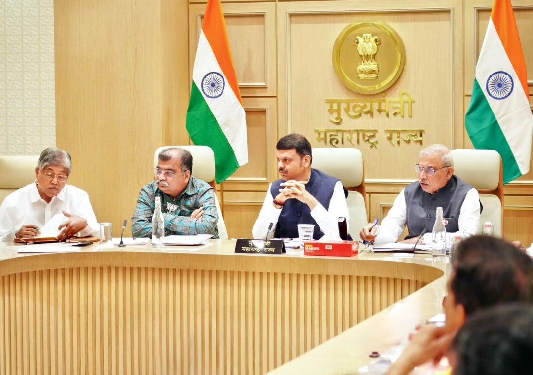 वर्षा निवासस्थान येथे मुख्यमंत्री देवेंद्र फडणवीस यांच्या अध्यक्षतेखाली ‘भाजपा महाराष्ट्र – स्थानिक स्वराज्य संस्था निवडणूक जिल्हा प्रभारी बैठक’ संपन्न*