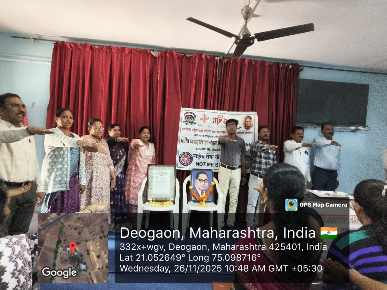 पंडित जवाहरलाल नेहरू समाजकार्य महाविद्यालय अमळनेर येथे संविधान गौरव दिन उत्साहात संपन्न…*