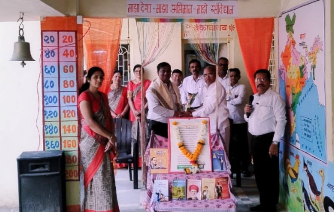 संविधानाचा अभिमान… ज्ञान, संस्कार आणि मूल्यांचा अनोखा पर्व : इंदिरा गांधी विद्या मंदिरमध्ये संविधान दिन उत्साहात साजरा