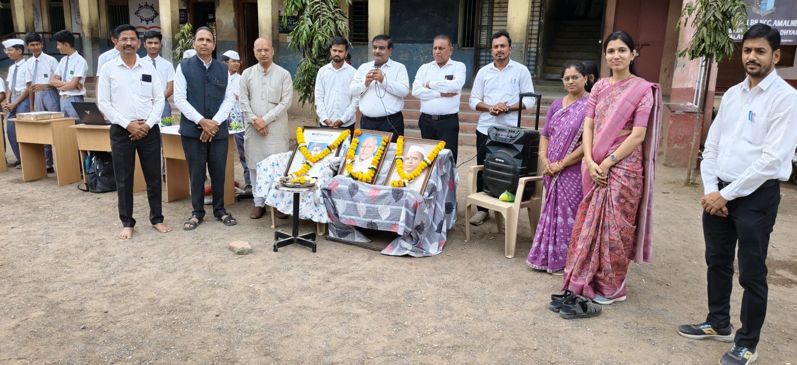 मैदानावर उमटले गणिताचे सौंदर्य : साने गुरुजी विद्यालयात गणित जत्रा संपन्न