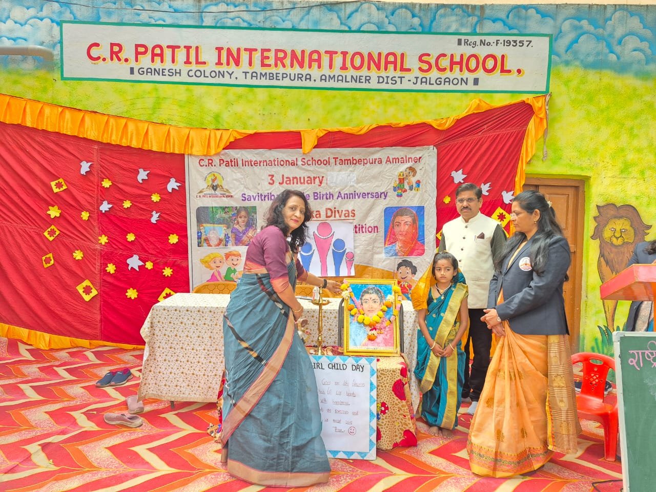 “मुलगी म्हणजे घराची शान” — सी. आर. पाटील इंटरनॅशनल स्कूलमध्ये जागतिक बालिका दिवस उत्साहात