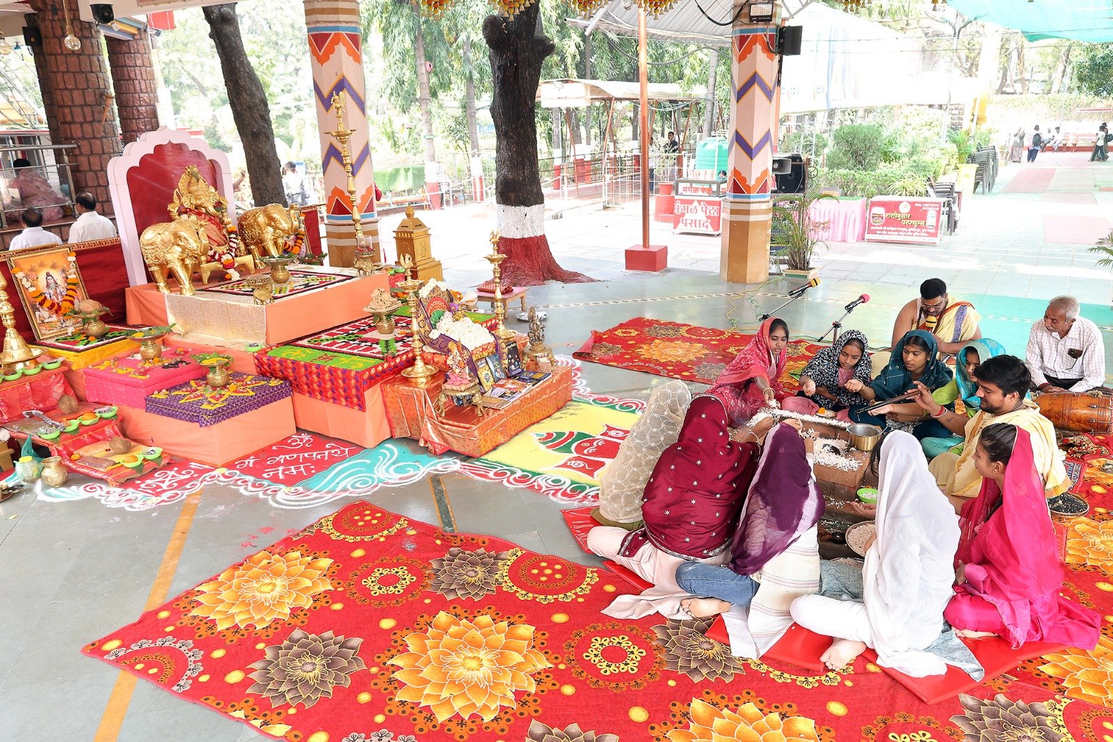 श्री मंगळग्रह मंदिरात ‘श्री विद्याविनायक याग’ची पूर्णाहूतीने मंगल सांगता  द्रौ. रा. कन्या शाळेतील ९ विद्यार्थिनींचा वेदमंत्रांनी सहभाग; वसंत पंचमी निमित्त भक्तिमय वातावरण