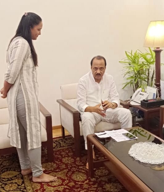 हळव्या मनाचा नेता : अभिलाषा रोकडे यांनी उलगडली अजितदादांच्या मायेची आठवण