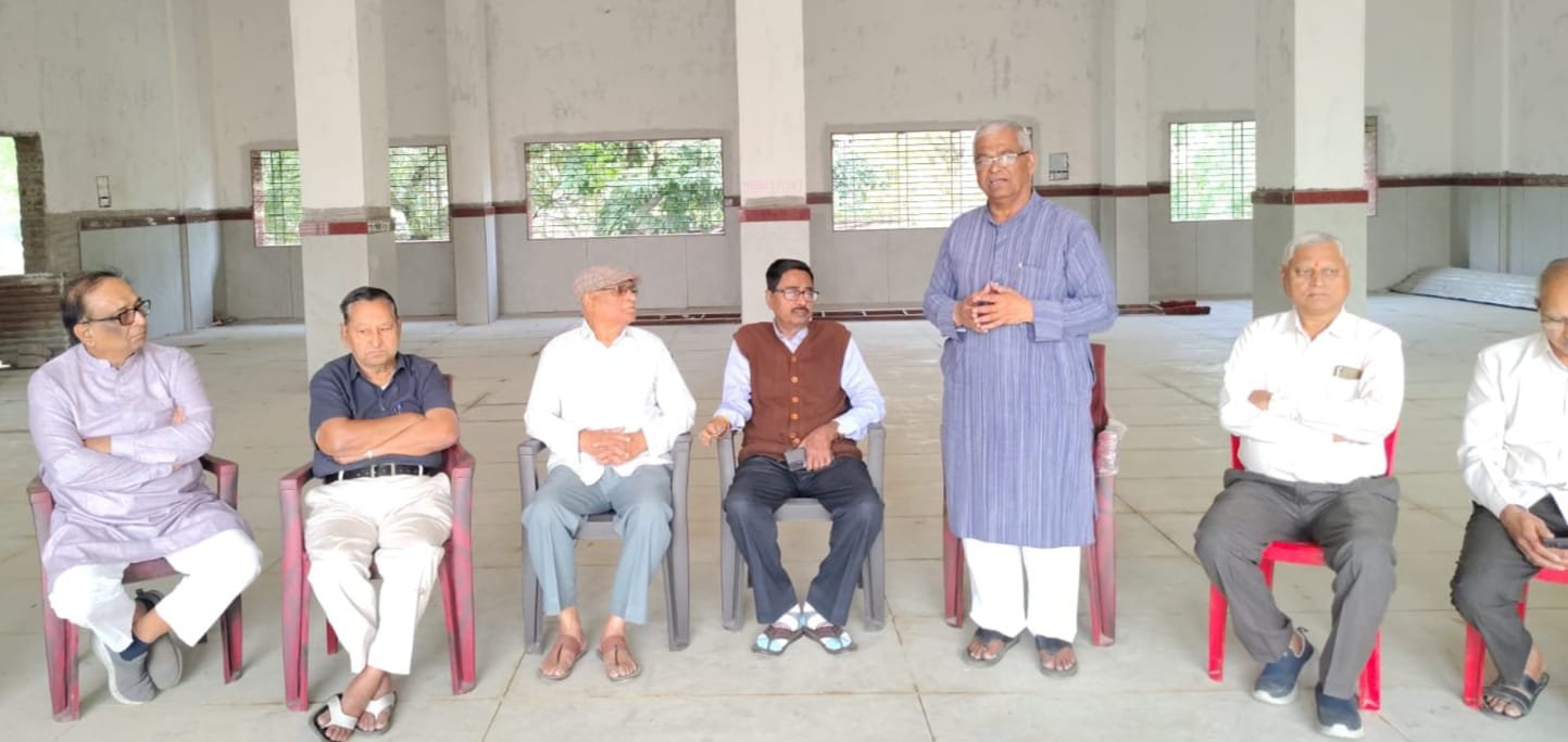 श्री बालाजी मंदिर खान्देशातील प्रसिद्ध तिर्थक्षेत्र होणार – डी. आर. पाटील :  धरणगाव हेरिटेज गृपची बालाजी मंदिर – साखर विहिरीला भेट :