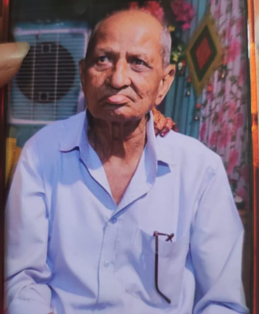 डेडियापाडा येथे शिवदासशेठ खैरनार यांचे दुःखद निधन