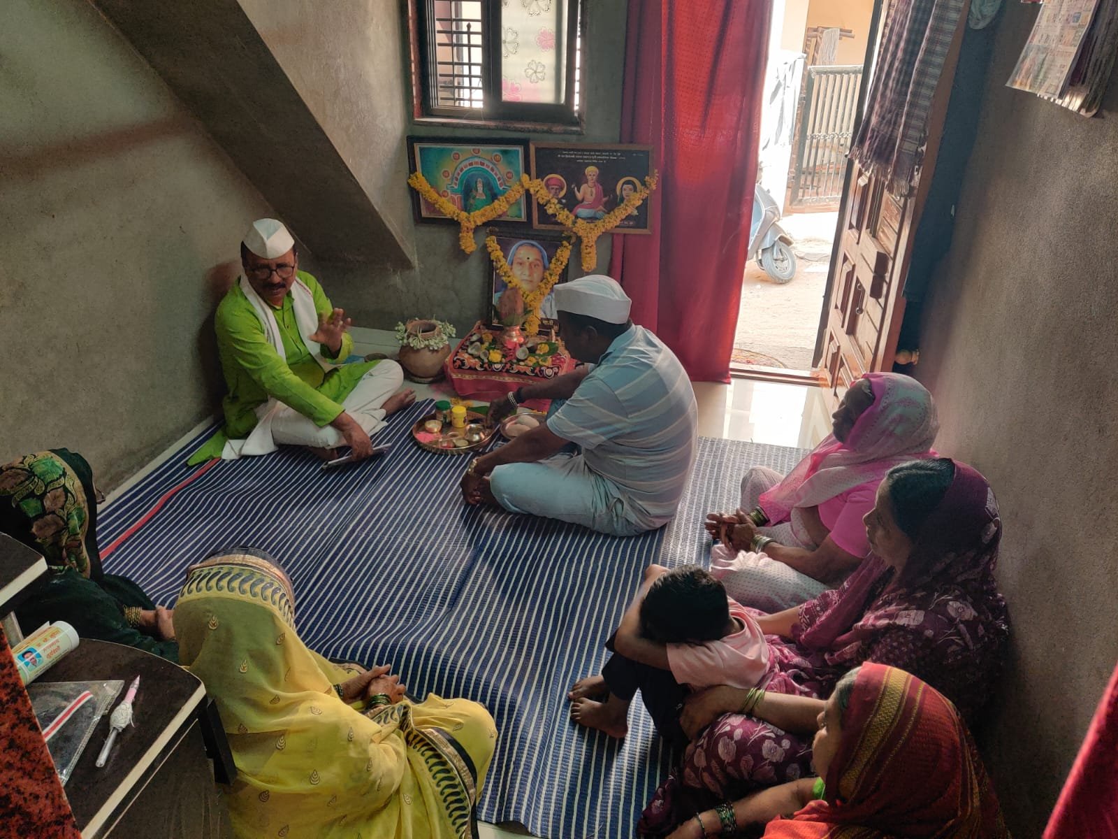 कापडणे गावात महात्मा फुले स्थापित सत्यशोधक समाजोक्त पध्दतीने विधी*….