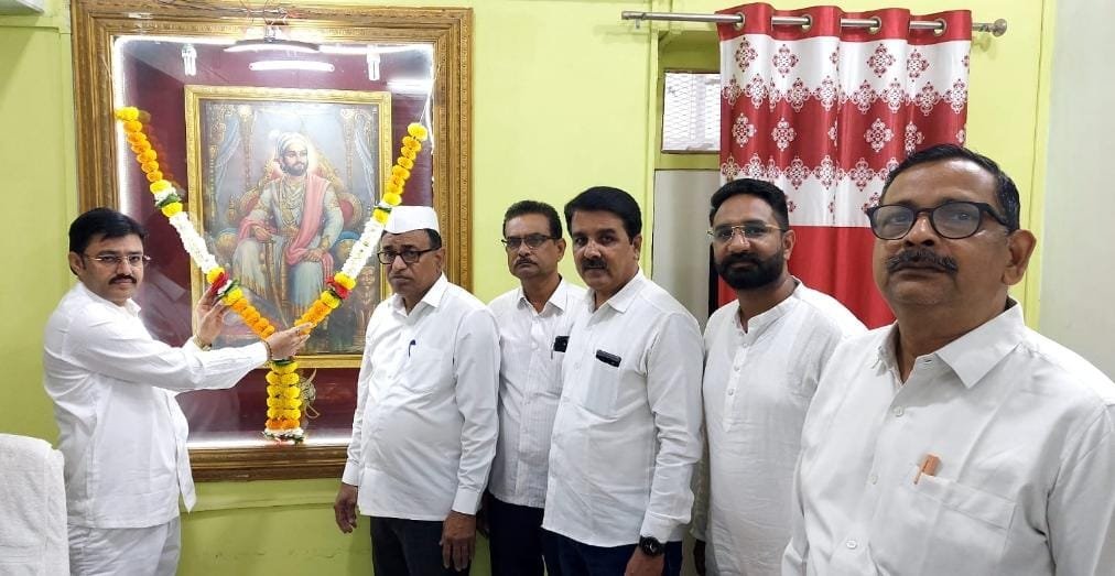 ग.स.सोसायटीत श्री छत्रपती शिवाजी महाराज जयंती साजरी*