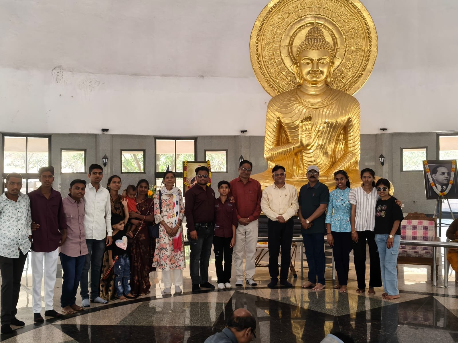 पुस्तकाबाहेरचे ज्ञान: प्रताप कॉलेज हिंदी विभागाची एकदिवसीय प्रेरणादायी अभ्यासभेट