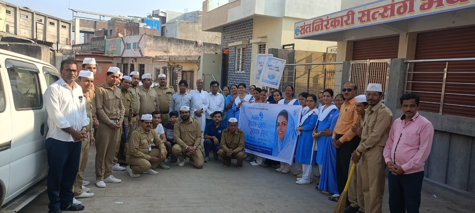 श्री मंगळ ग्रह मंदिर परिसरात ‘प्रोजेक्ट अमृत’ अंतर्गत स्वच्छता अभियान; 150 निरंकारी सेवकांचा उत्स्फूर्त सहभाग*