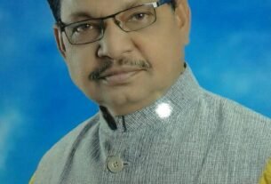 २०२७ च्या जनगणनेत ओबीसी जातनिहाय गणना करण्याची मागणी तीव्र  , केंद्रीय मंत्रिमंडळाच्या निर्णयाची प्रभावी अंमलबजावणी करण्यासाठी पंतप्रधानांकडे अखिल भारतीय माळी महासंघाचे निवेदन