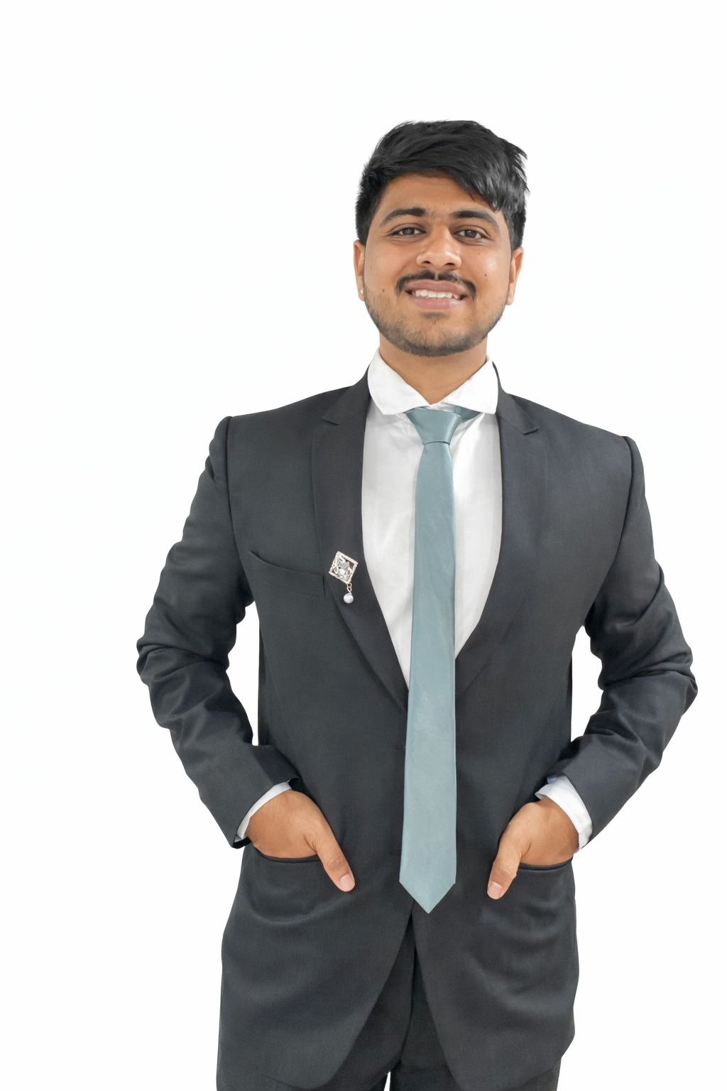 रिक्षाचालकाच्या मुलाची भरारी; अमळनेरच्या कल्पेश बाविस्कर झाले चार्टर्ड अकाउंटंट ,  प्रतिकूल परिस्थितीवर मात करत जिद्द-मेहनतीच्या बळावर स्वप्न साकार; तरुणांसाठी प्रेरणादायी यशोगाथा