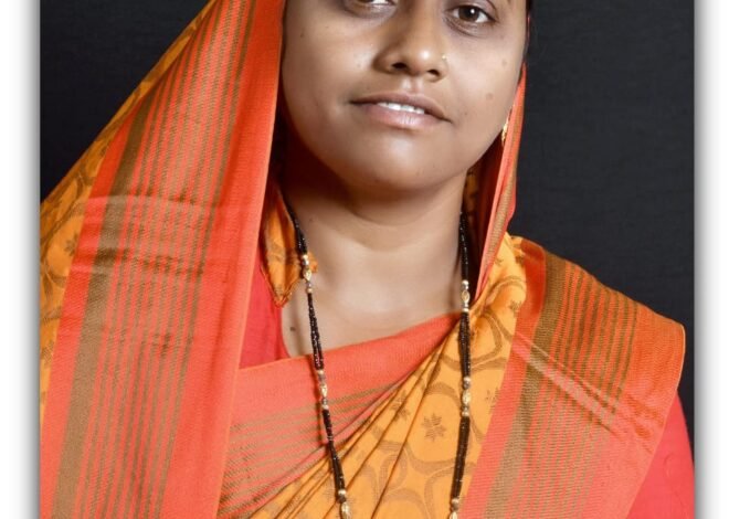 देशभरातील पंचायतींच्या महिला प्रतिनिधीची दिनांक 11 रोजी दिल्लीत राष्ट्रीय परिषद  पंचायत राज विभागाकडून खान्देशातील फागणे व चिमणपुरीपिंपळेच्या सरपंच दिल्ली रवाना