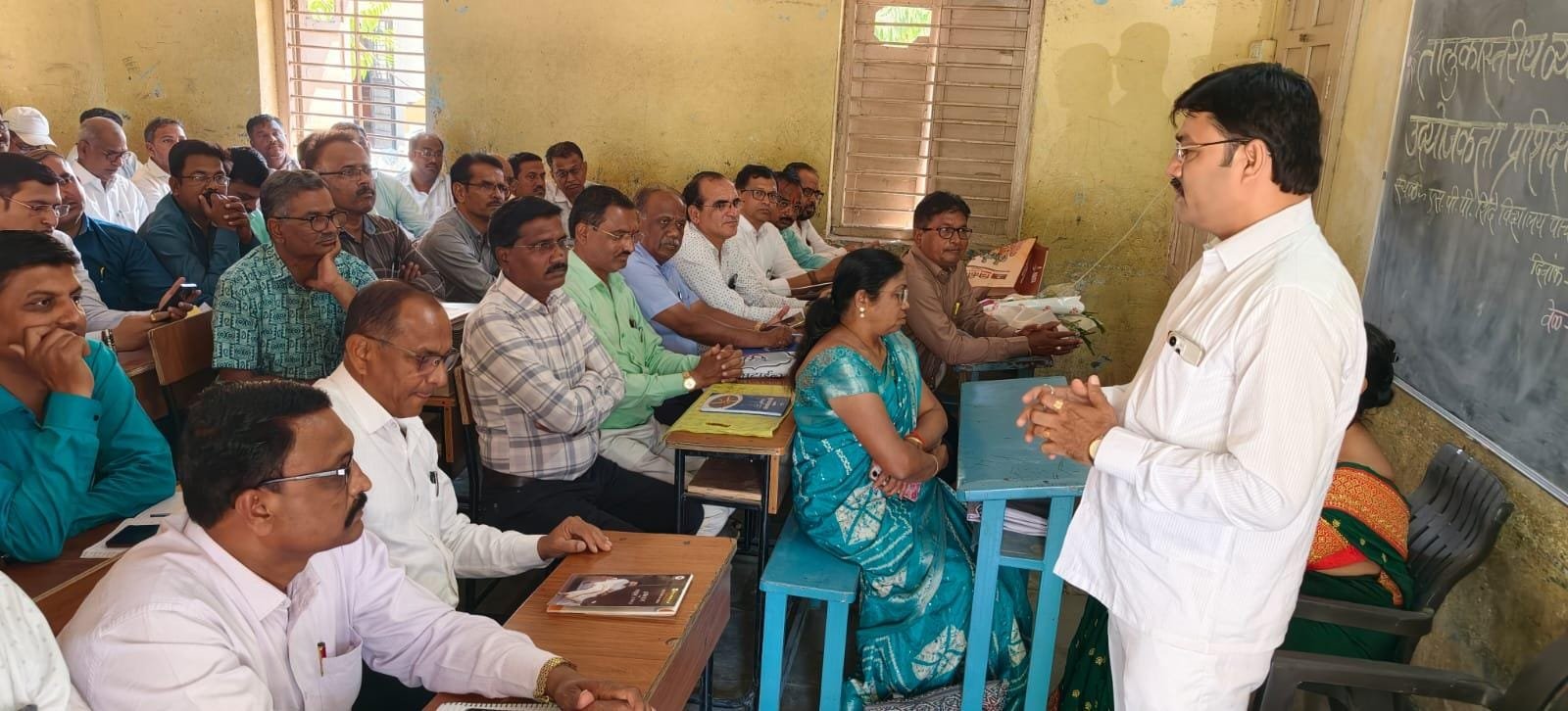 पाचोरा तालुका स्तरीय”व्यावसायिक शिक्षण व उद्योजकता ” प्रशिक्षण संपन्न*