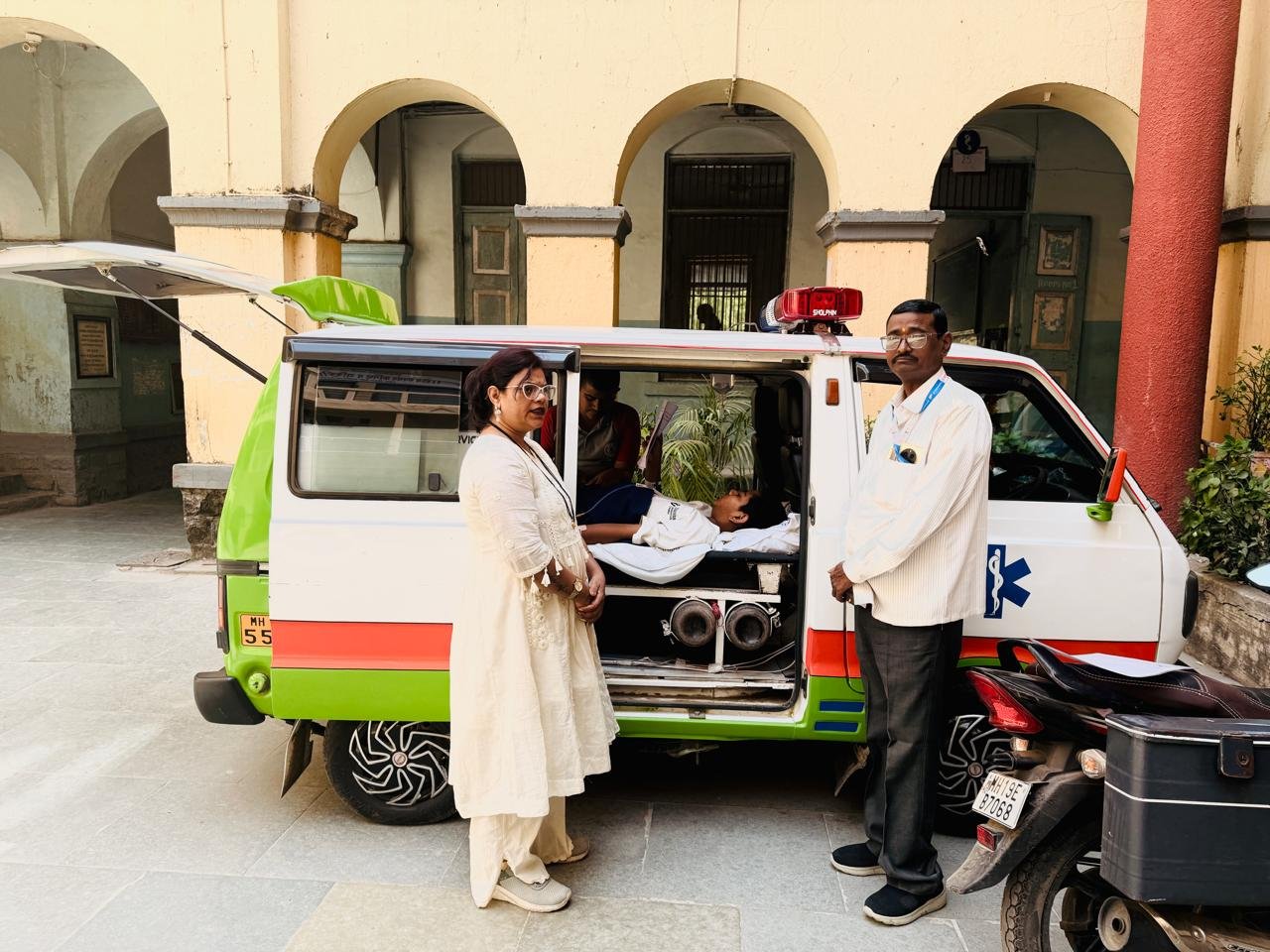 रुग्णालयातूनच विद्यार्थ्याने दिली दहावीची परीक्षा; जळगाव केंद्रावर विशेष व्यवस्था*