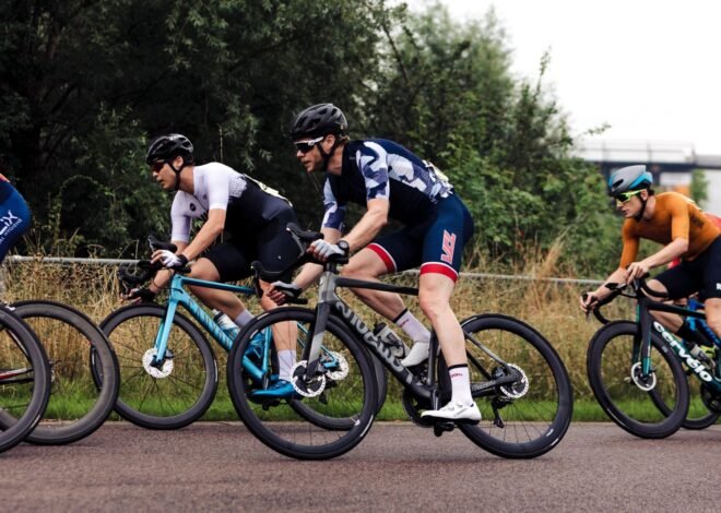 अस्मिता खेलो इंडिया वूमेन्स सायकलिंग लीग दि.22मार्च रोजी मुक्ताईनगर येथे महिला सायकलपटूंचा थरार