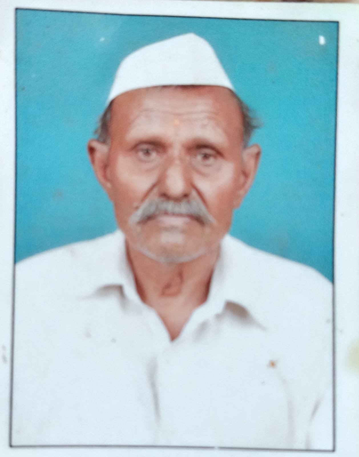 ज्येष्ठ समाजसेवक महारुसिंग राजपूत यांचे निधन; कळमसरे परिसरावर शोककळा , मीराबाई जयंती परंपरेचे प्रवर्तक, मितभाषी व भक्तिमय व्यक्तिमत्त्व हरपले , त्यांची अंत्ययात्रा आज शुक्रवार दि. 20 मार्च 2026 रोजी दुपारी 4 वाजता कळमसरे येथून निघणार